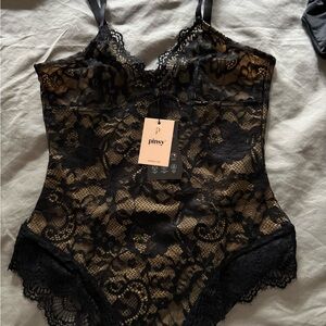 Pinsy Black Lace Shapewear Bodysuit